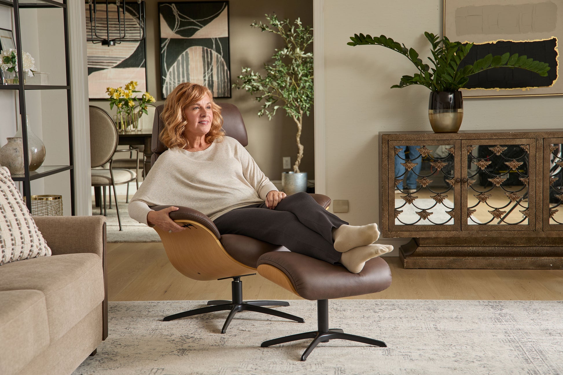 Fjords-Falcon-recliner-Astro-Line-Brown-Natural
